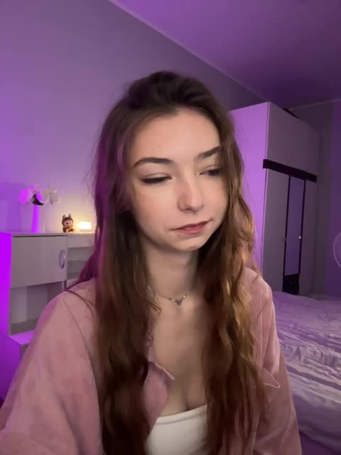 ShyAlya Adult Chat August 29, 2025