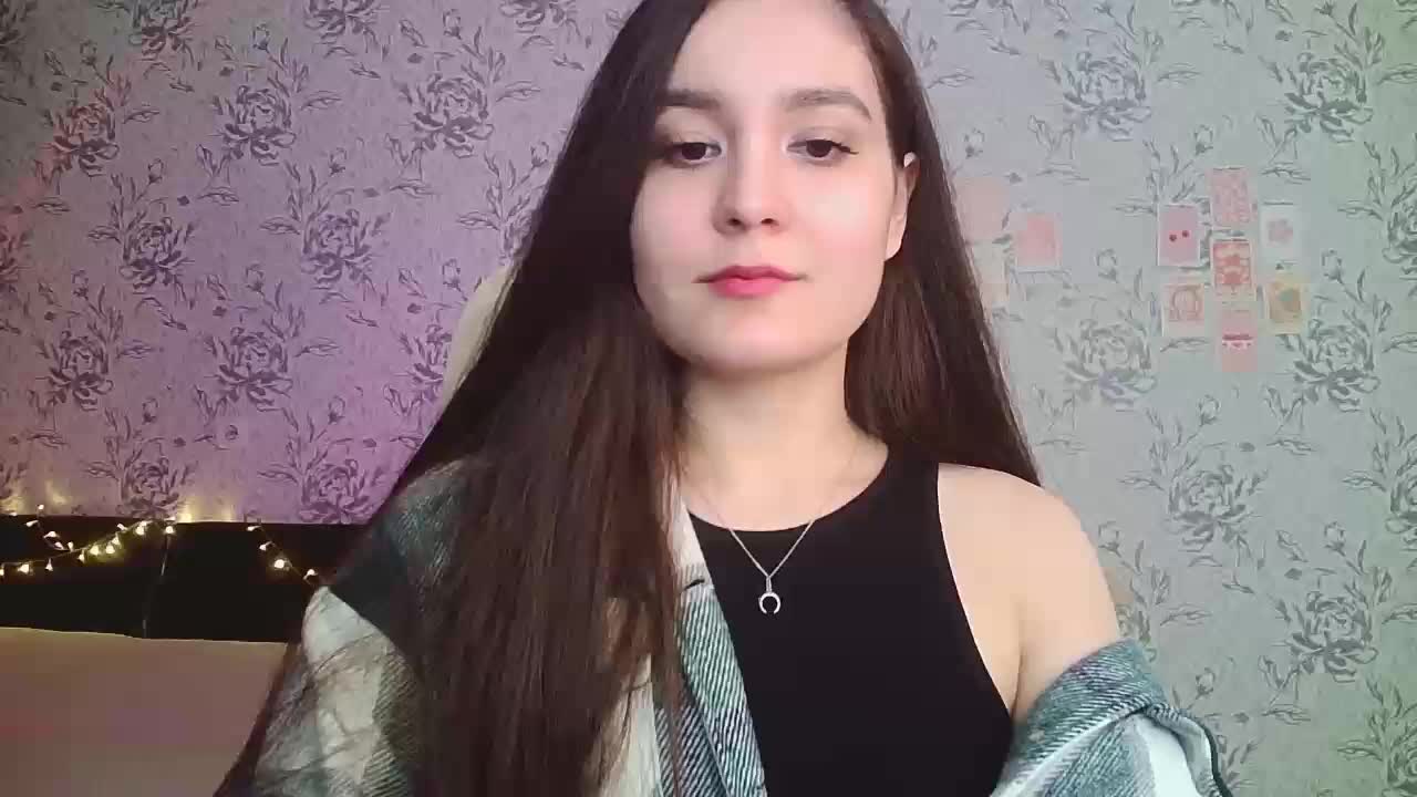 annie-fleur Adult Chat August 29, 2025