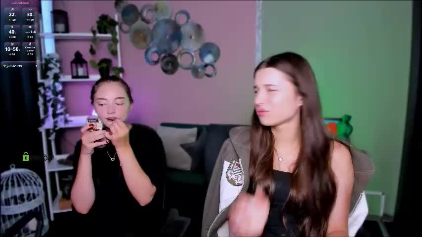 miki_nikki Adult Chat August 29, 2025