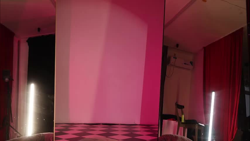 _meganmeow_ Adult Chat August 29, 2025