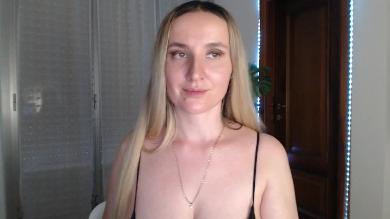Alina-Lovely Adult Chat August 29, 2025