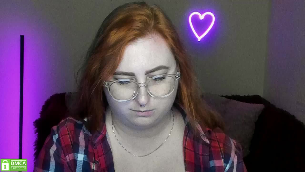 Aliciaredluv Adult Chat August 29, 2025