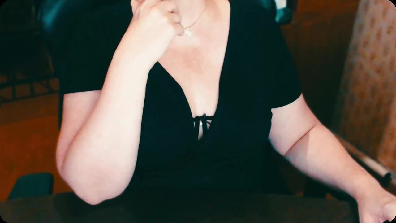 Alisa1917 Adult Chat August 29, 2025