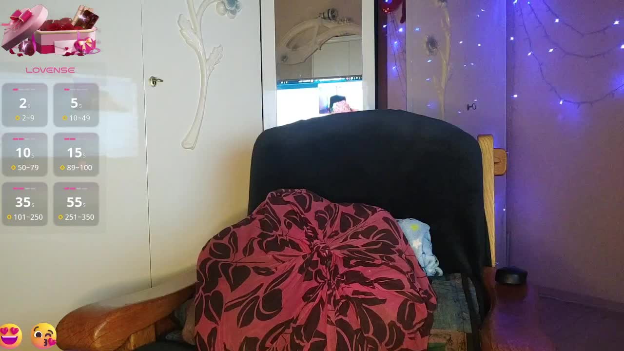 brunetochka77 Adult Chat August 29, 2025