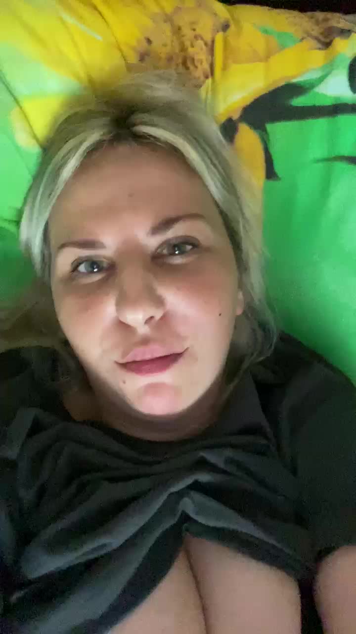 Roksi-8 Adult Chat August 29, 2025