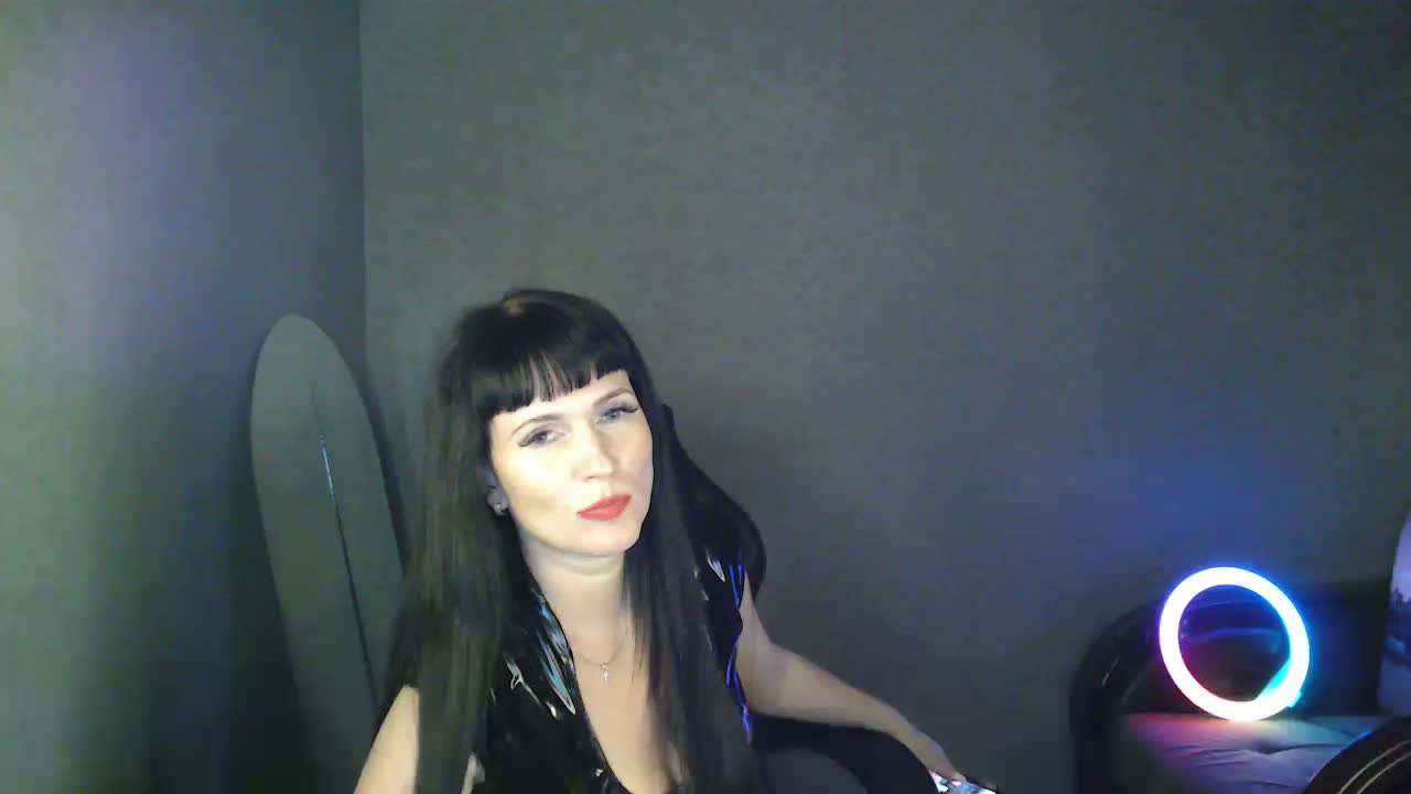 LindaElosiMilf Adult Chat August 29, 2025