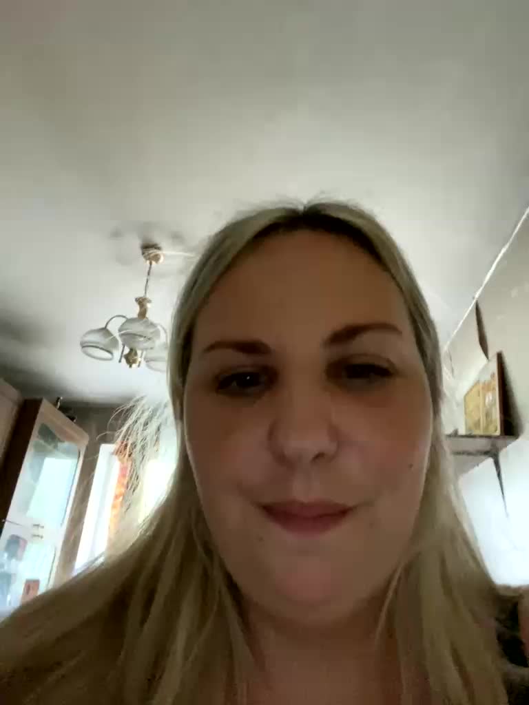 Roksi-8 Adult Chat August 29, 2025