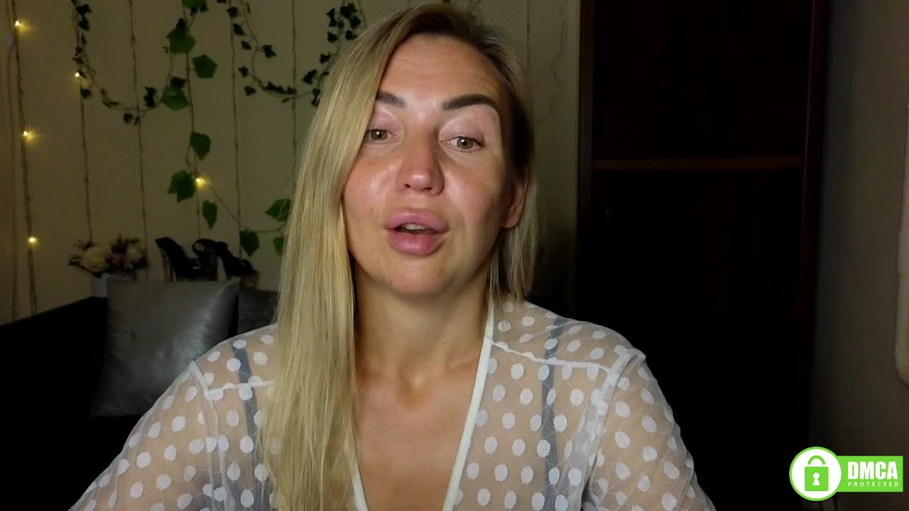 Jullyblondkiss Adult Chat August 29, 2025