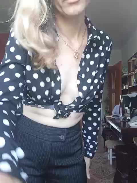 NinonDePeace Adult Chat August 29, 2025