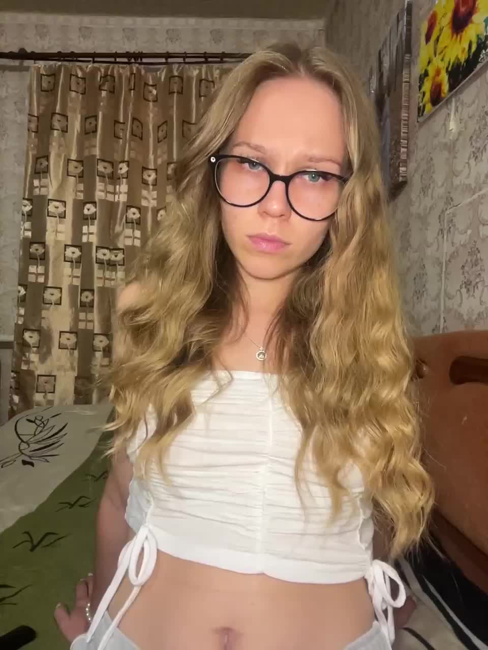 Milana22a Adult Chat August 29, 2025