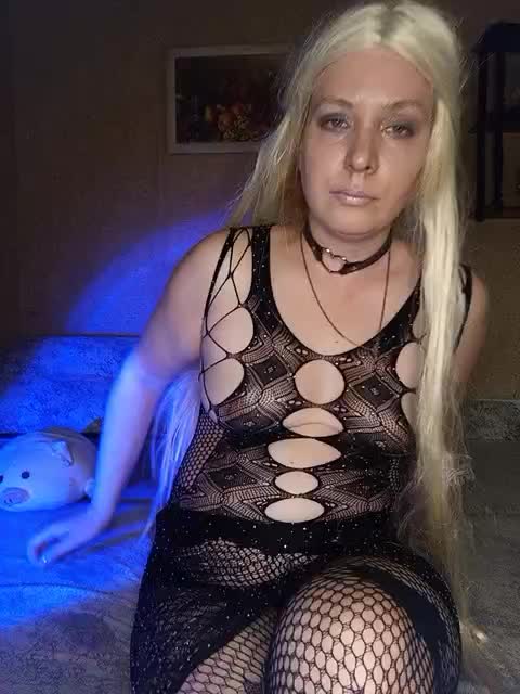 -VeroNika- Adult Chat August 29, 2025