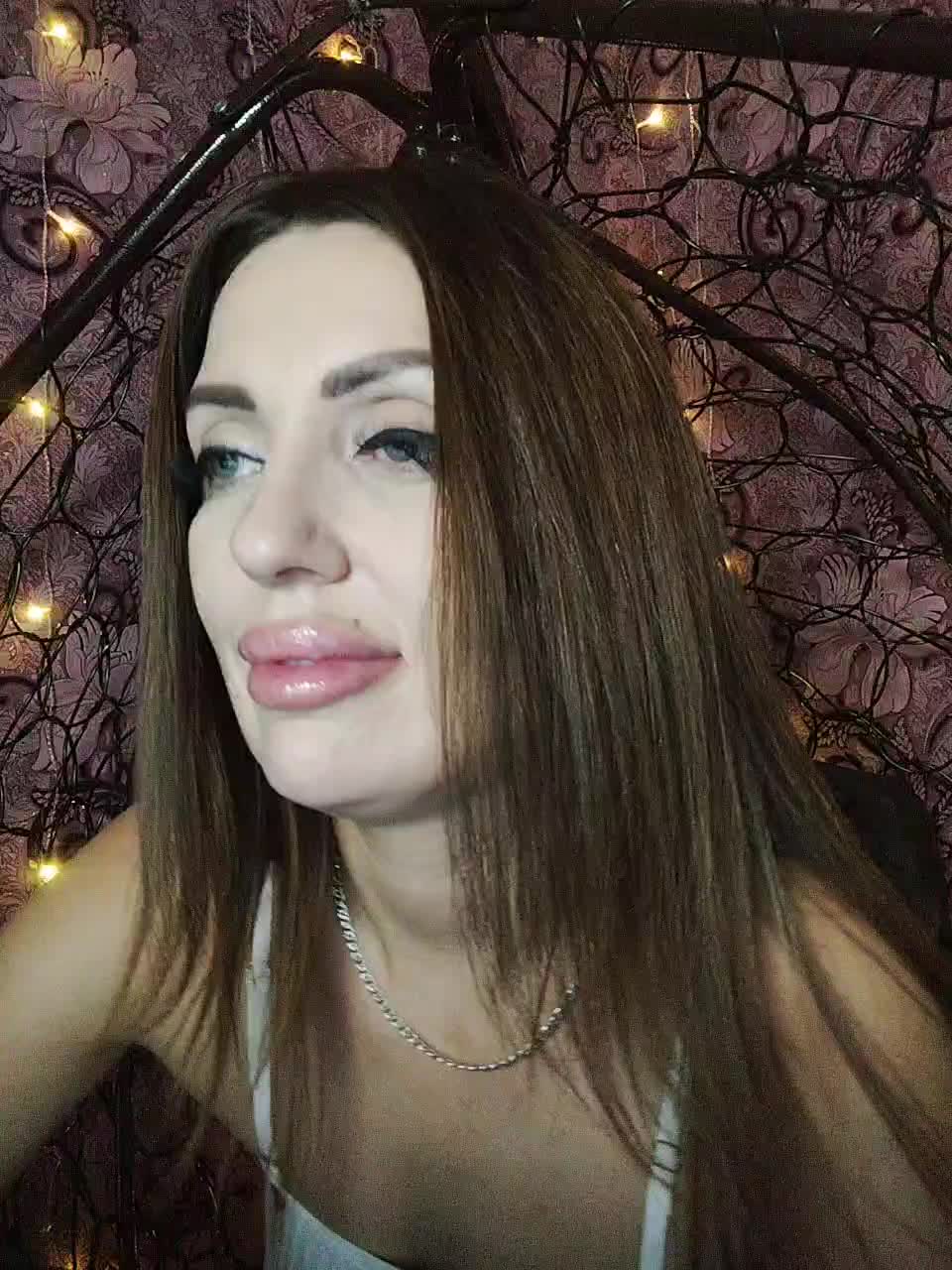 SexyKitty75-1 Adult Chat August 29, 2025