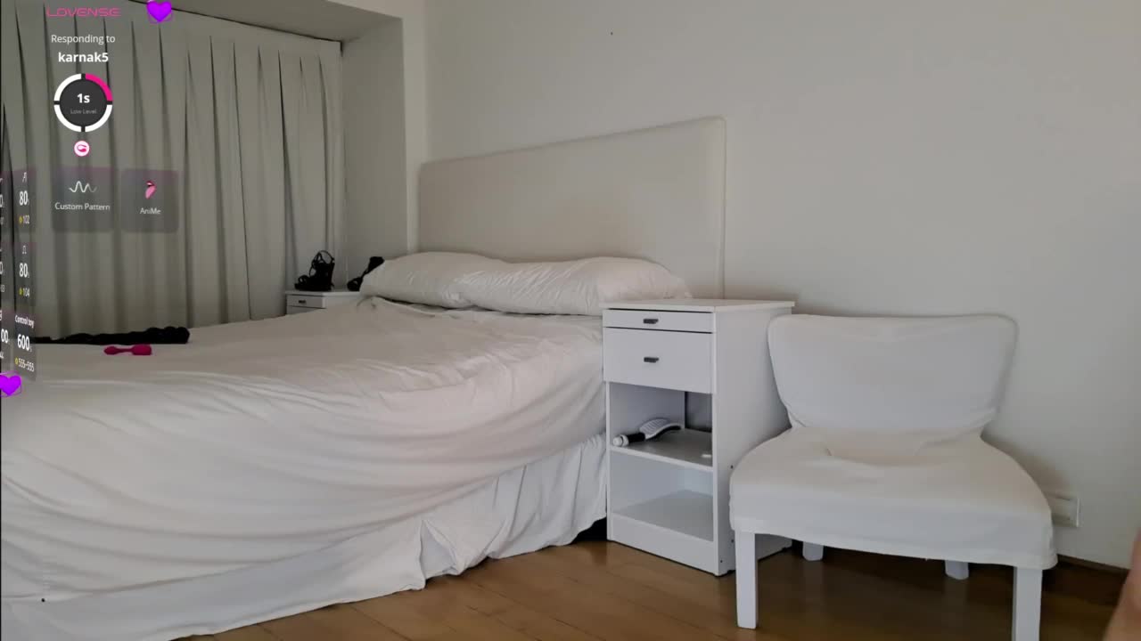 Bella_Byers Adult Chat August 29, 2025