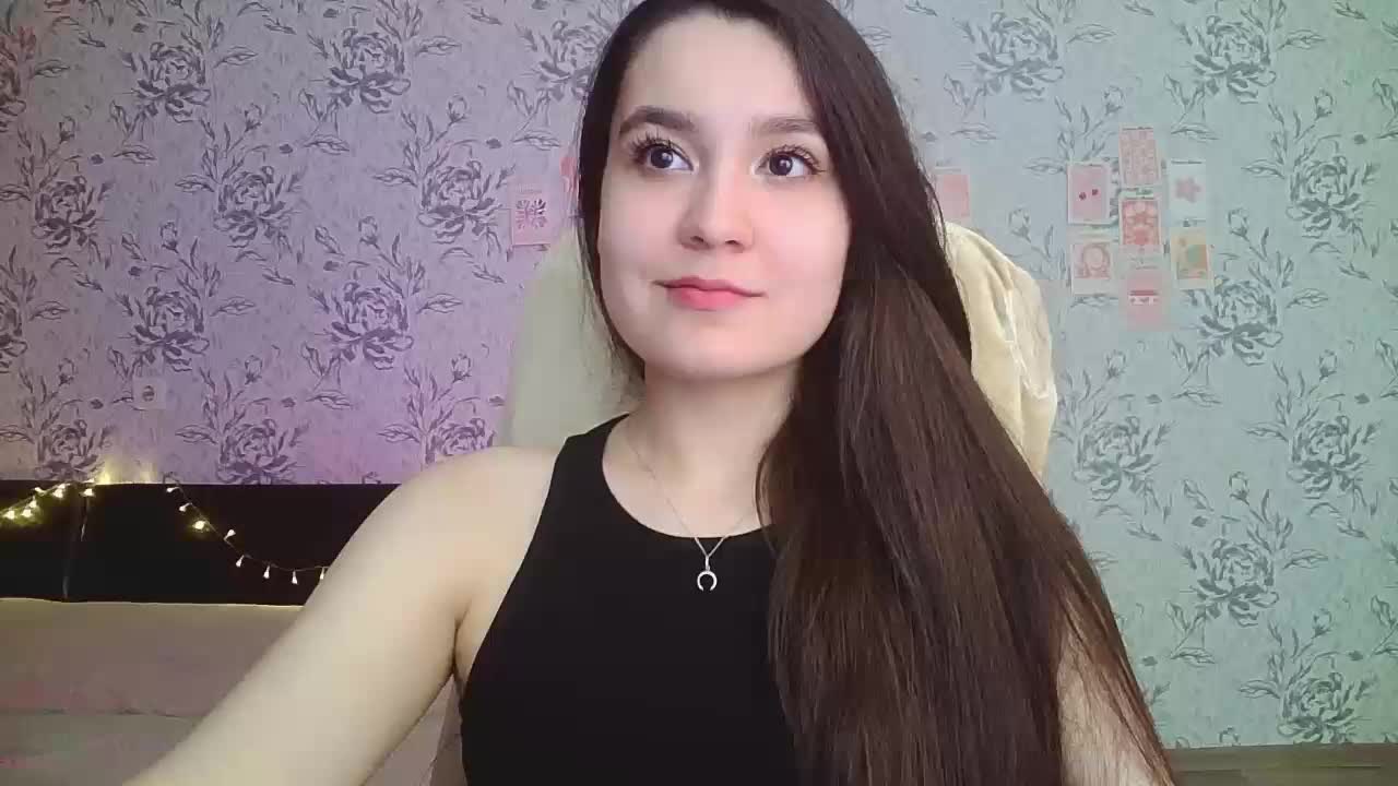 annie-fleur Adult Chat August 29, 2025