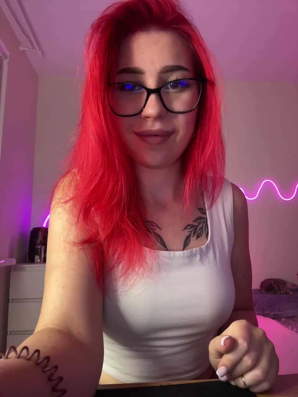 Aliisss Adult Chat August 29, 2025