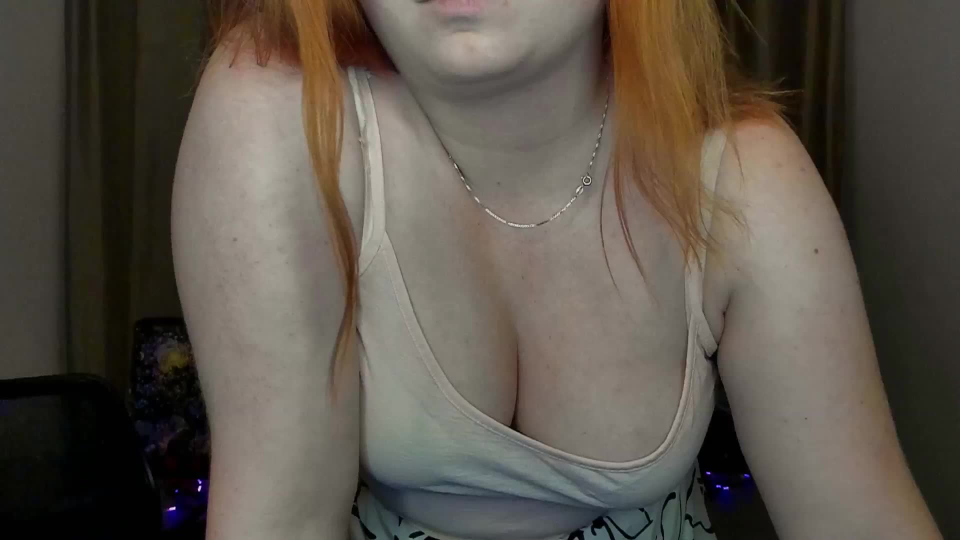 Aliciaredluv Adult Chat August 30, 2025