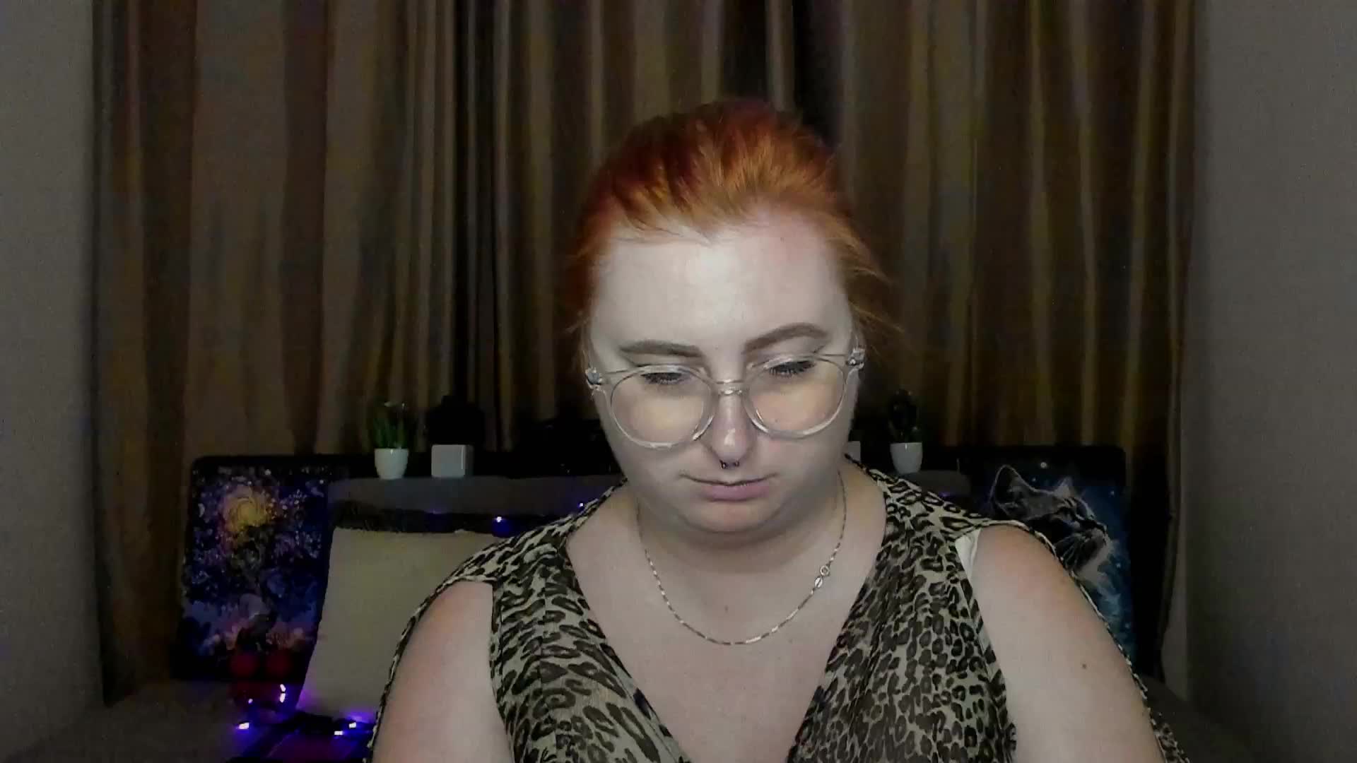 Aliciaredluv Adult Chat August 30, 2025