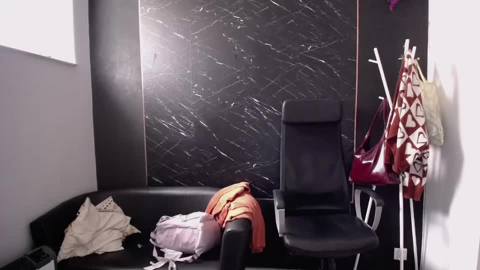 littleviki_ Adult Chat August 29, 2025