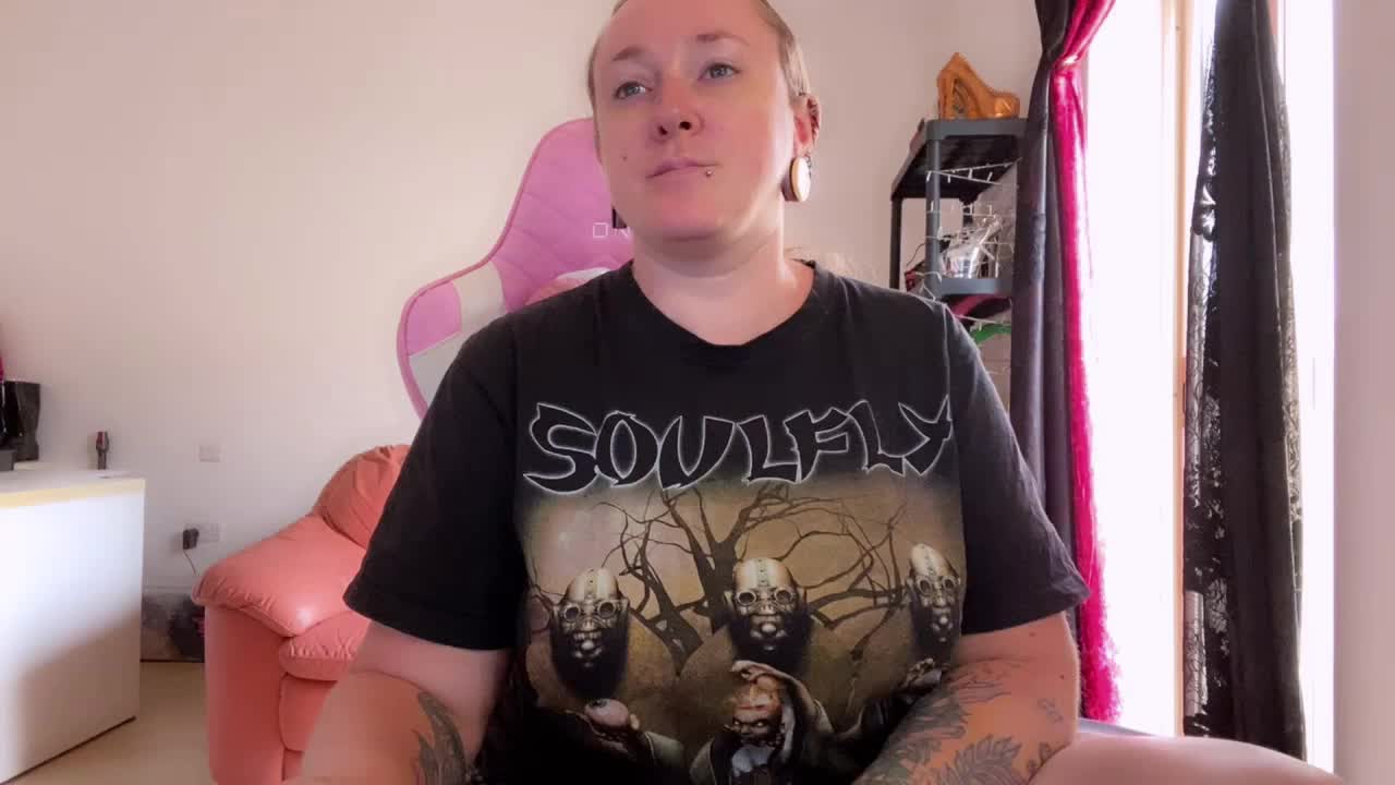 NylonQueen Adult Chat August 30, 2025