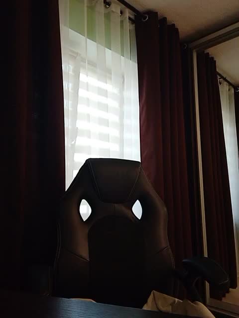 _Karolina_02 Adult Chat August 30, 2025