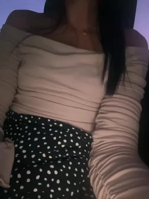 Valeria--sweet Adult Chat August 30, 2025