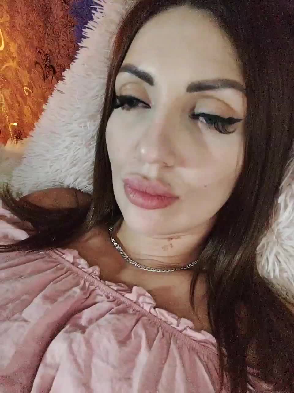 SexyKitty75-1 Adult Chat August 30, 2025