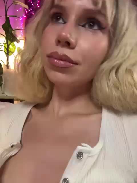 PANTEONA_ Adult Chat August 30, 2025