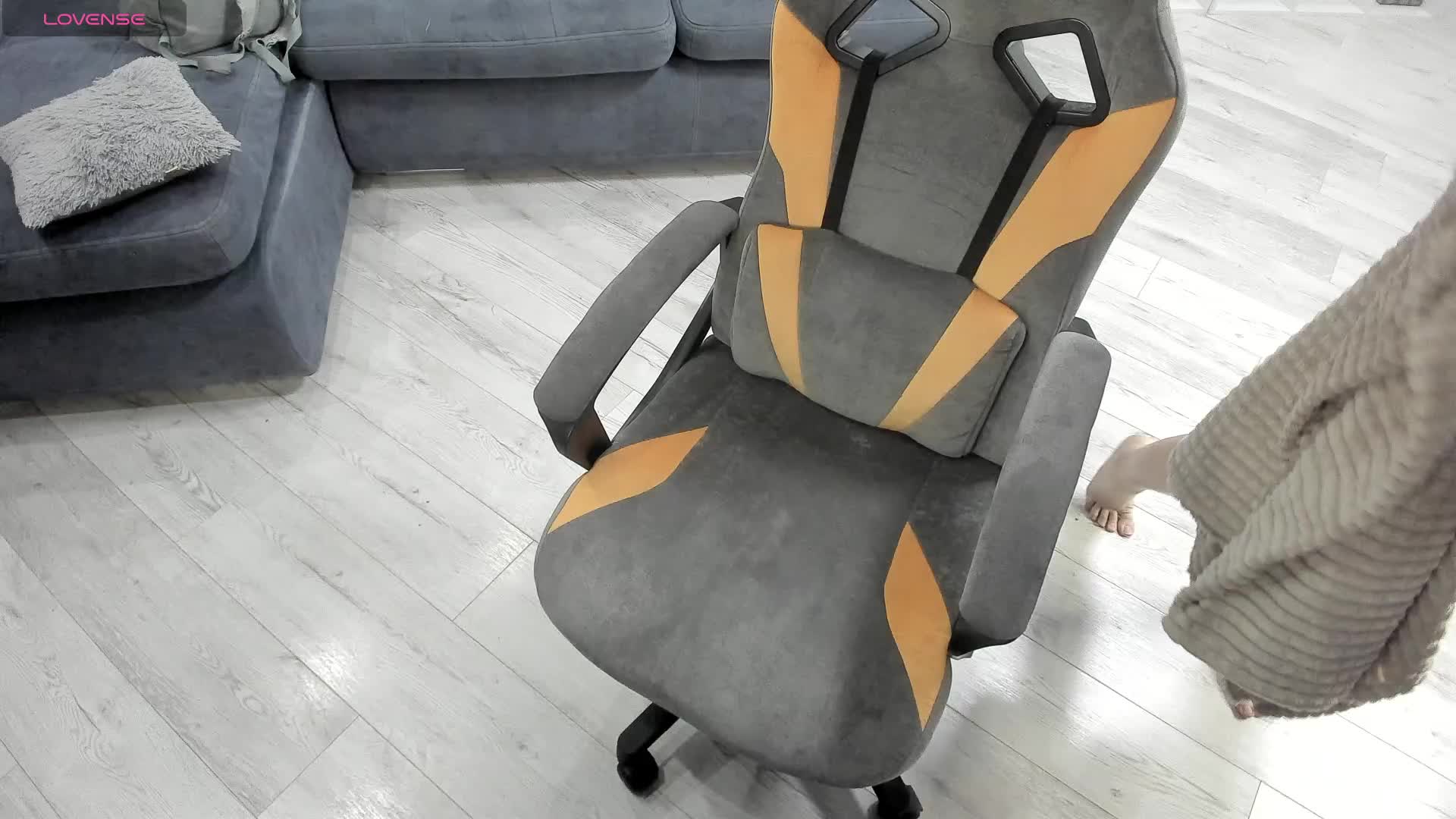 Anon-Mouse Adult Chat August 30, 2025