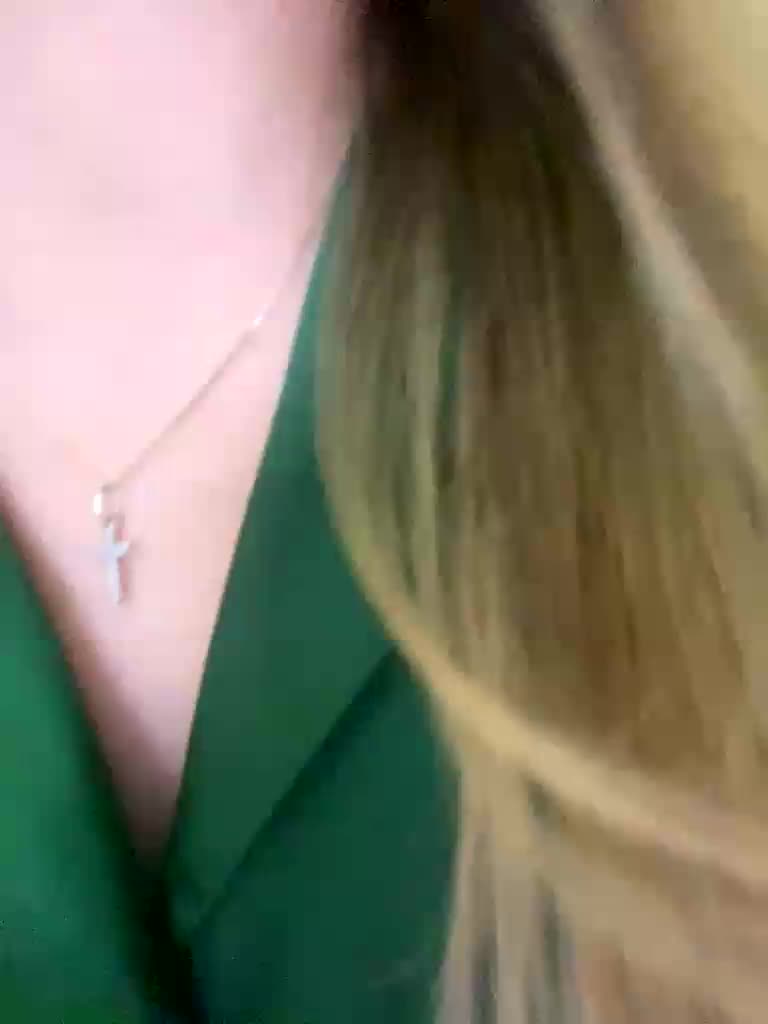 JULIE21 Adult Chat August 30, 2025