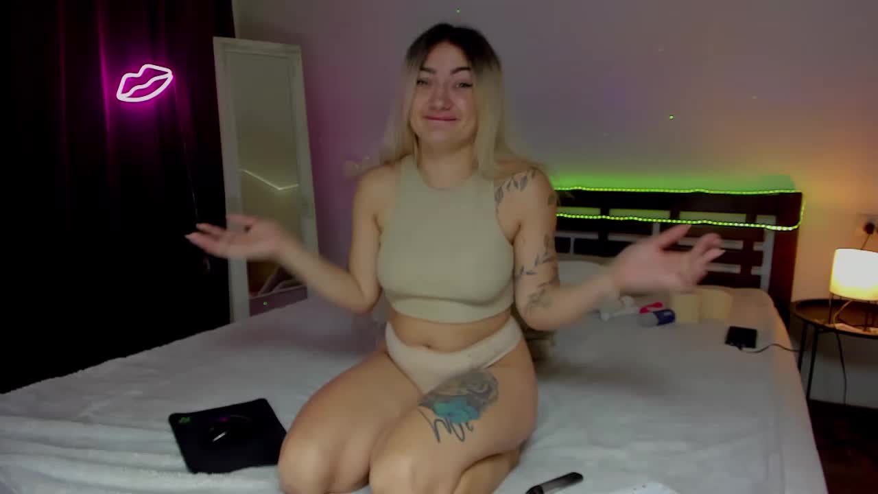 MikkiShows Adult Chat August 30, 2025