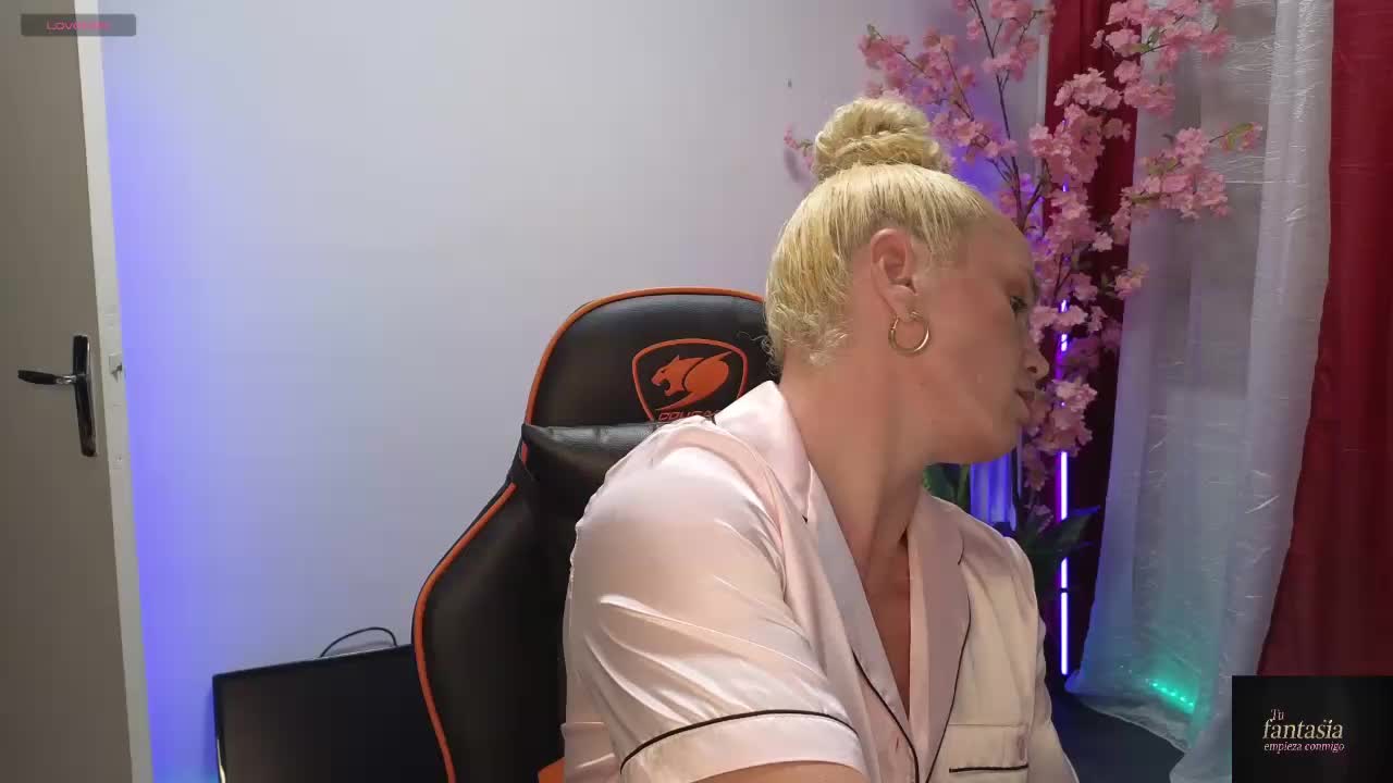 Latinasexy4 Adult Chat August 30, 2025