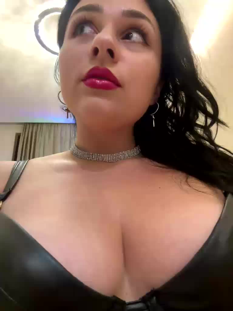 MiaCherry7 Adult Chat August 30, 2025