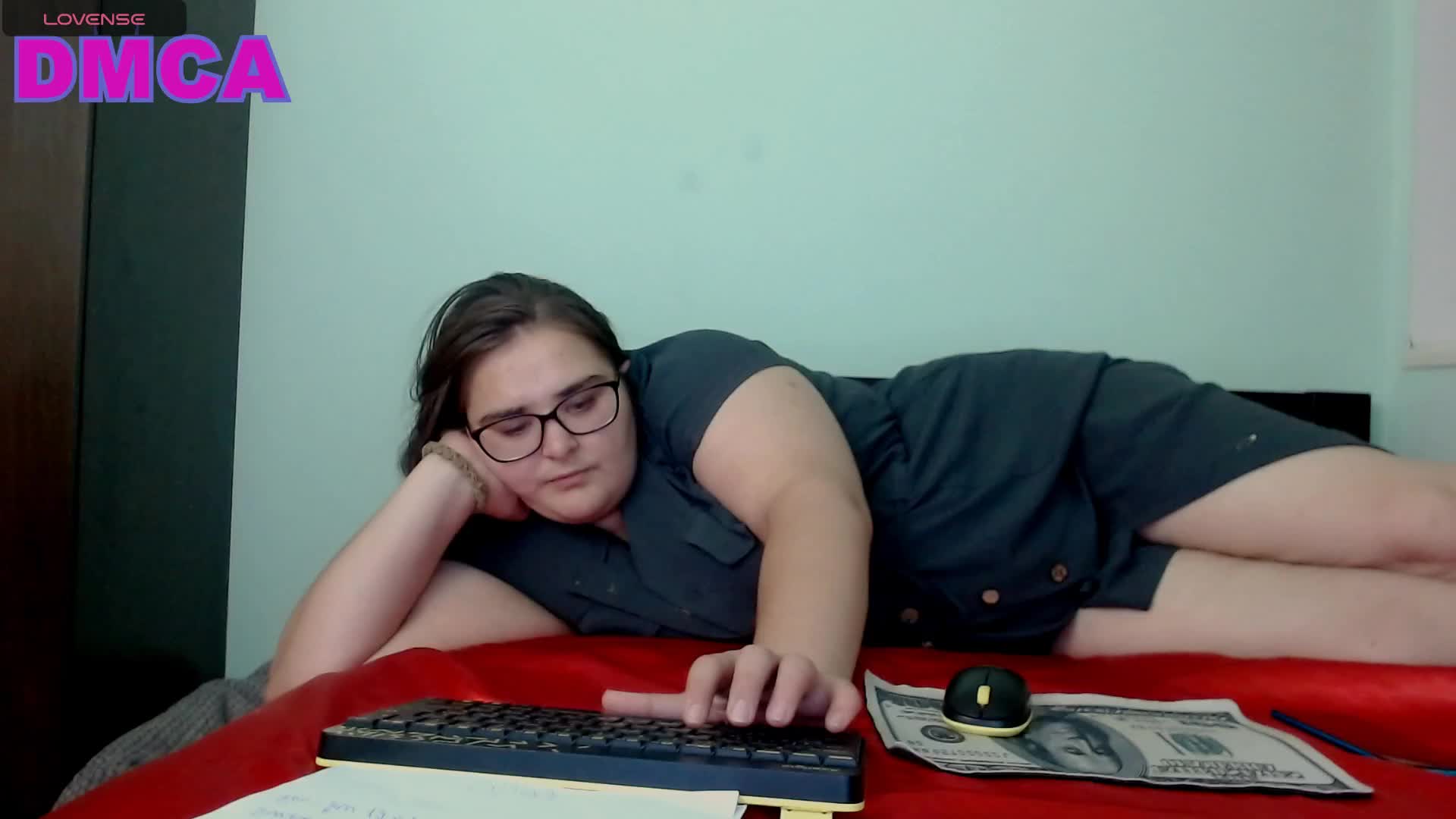 sweet-dream-foxx Adult Chat August 30, 2025