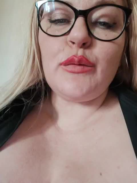 NushaMilf Adult Chat August 30, 2025