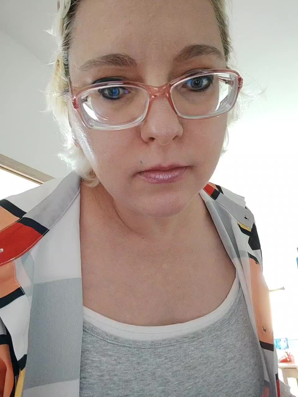 Vika211 Adult Chat August 30, 2025