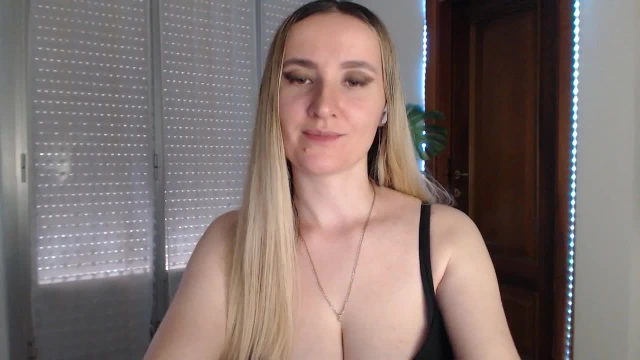 Alina-Lovely Adult Chat August 30, 2025