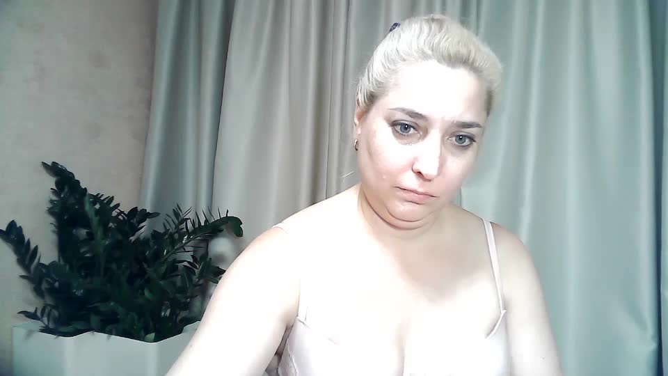 KickaIricka Adult Chat August 30, 2025