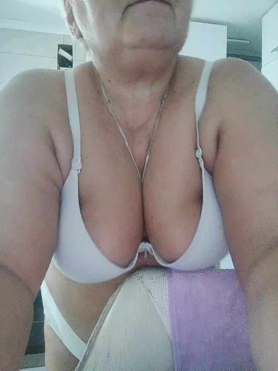 Arlisaac Adult Chat August 30, 2025