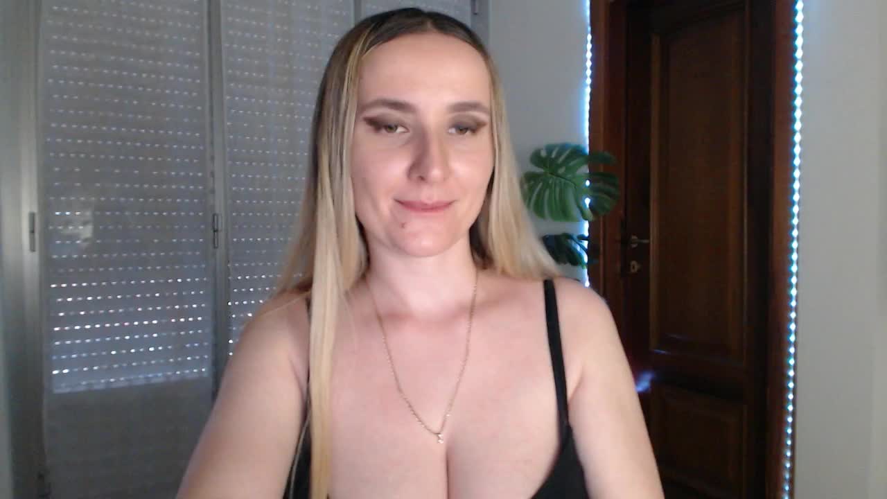 Alina-Lovely Adult Chat August 30, 2025