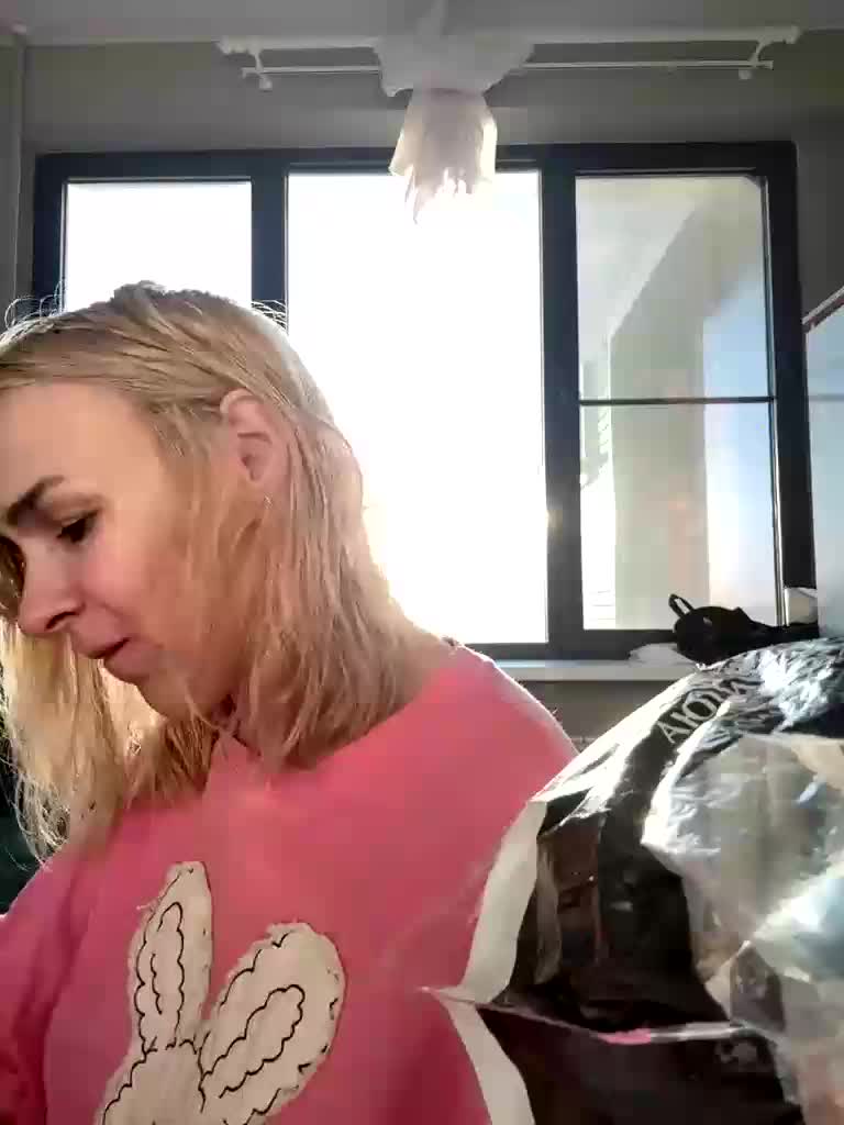 Kinesha Adult Chat August 30, 2025