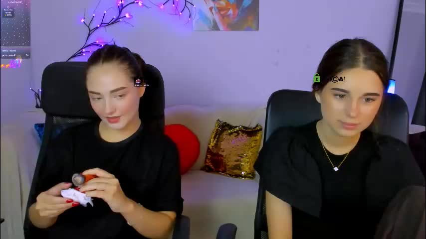 miki_nikki Adult Chat August 31, 2025