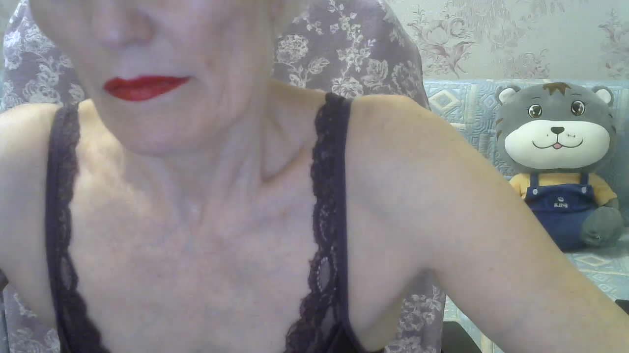 Red-Rose-777 Adult Chat August 31, 2025