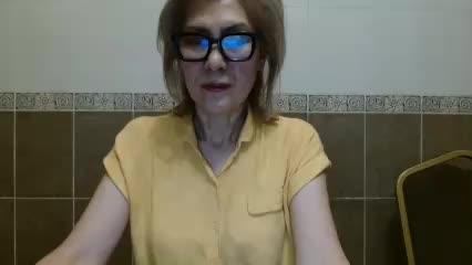 ElegantLady00 Adult Chat August 31, 2025