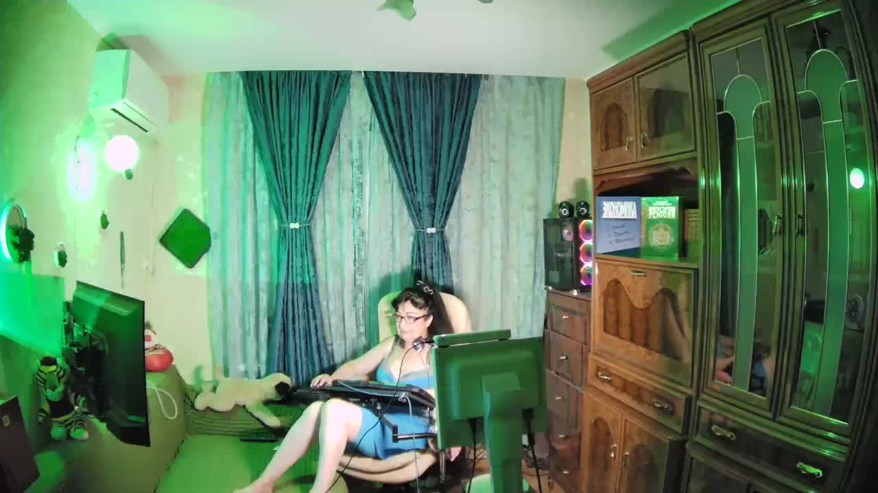 Infodar Adult Chat August 31, 2025