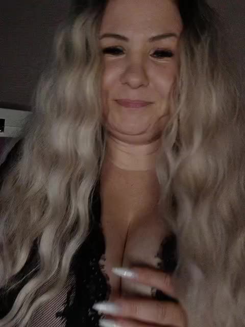 HaisonEris1 Adult Chat August 31, 2025