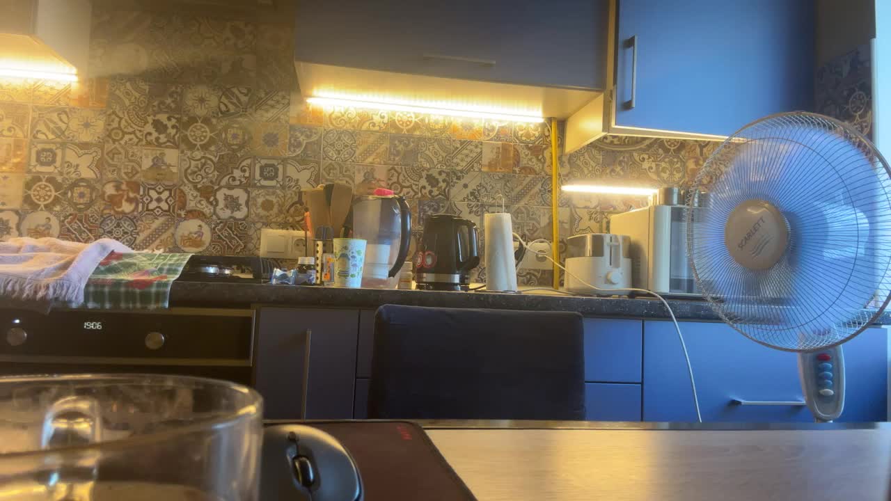 Oksana494 Adult Chat August 31, 2025