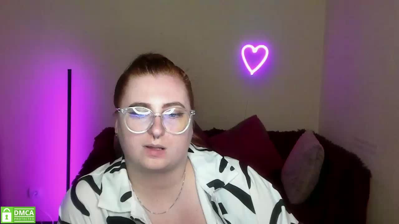 Aliciaredluv Adult Chat August 31, 2025