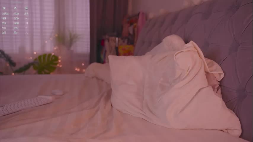 lovellynelly Adult Chat August 30, 2025