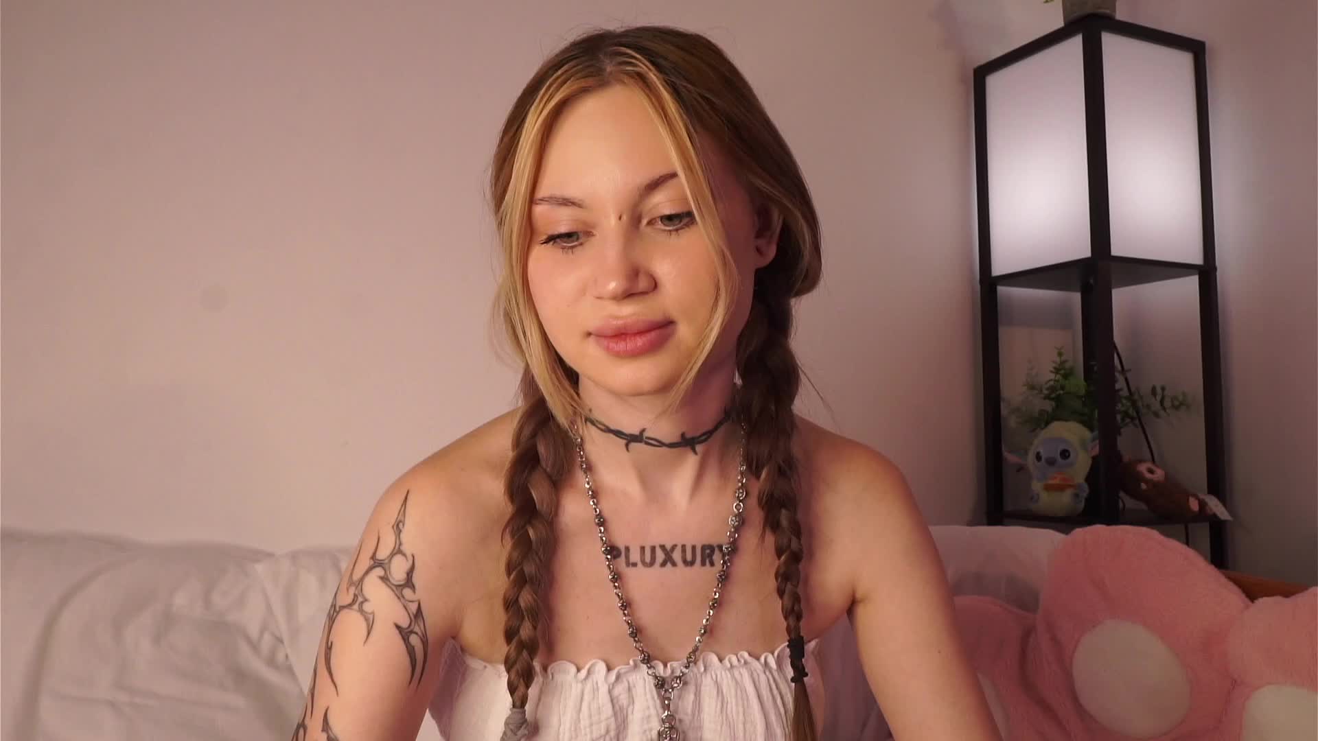 PLUXURY- Adult Chat August 31, 2025