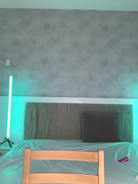 -Nezukoo- Adult Chat August 31, 2025